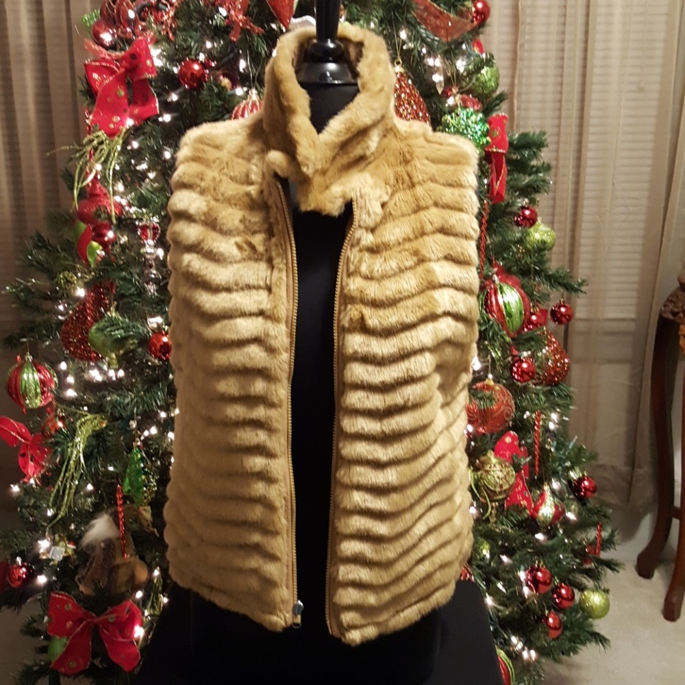 Fur vest tan or light brown size medium